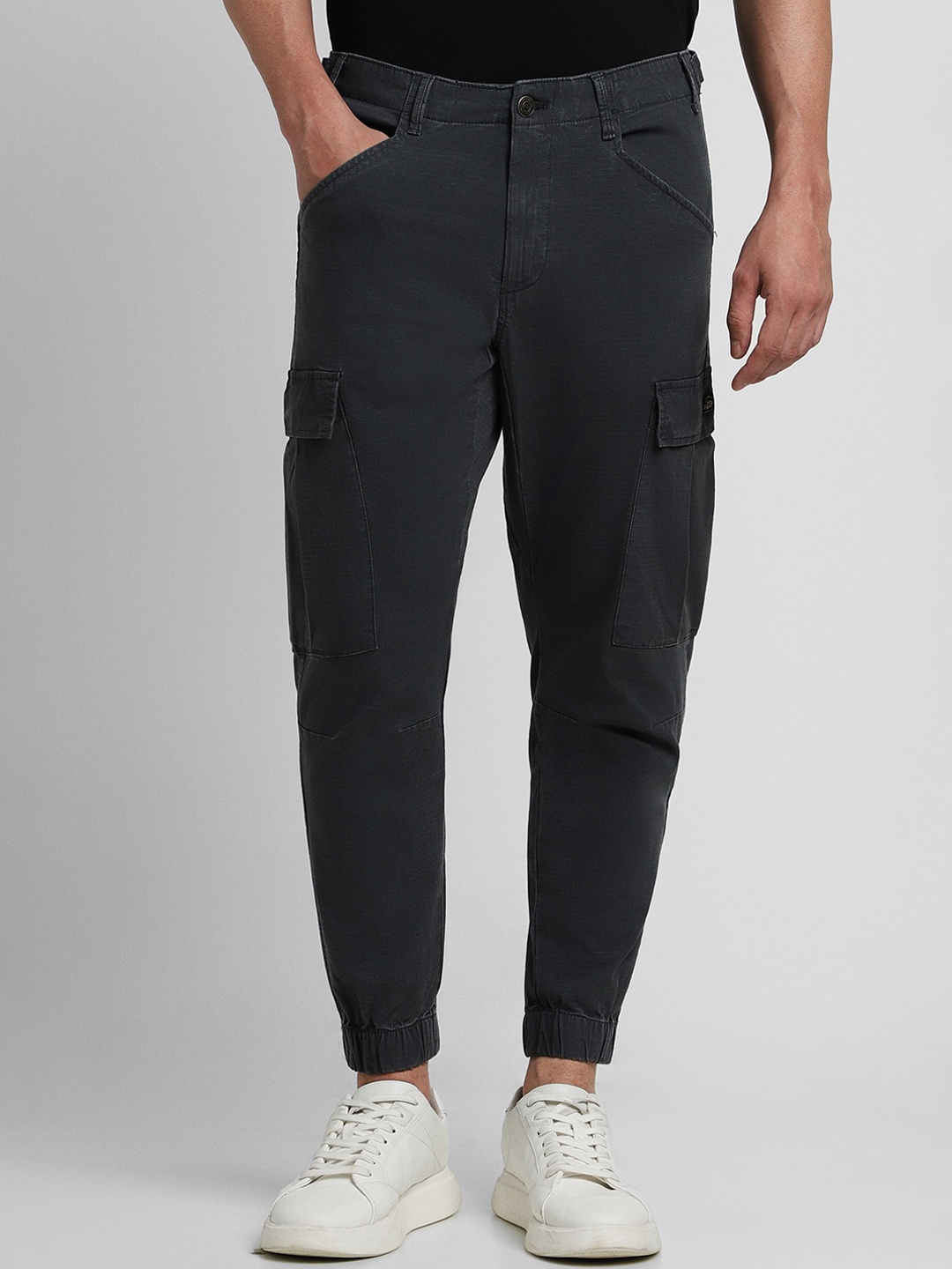 

Peter England Men Loose Fit Joggers, Grey