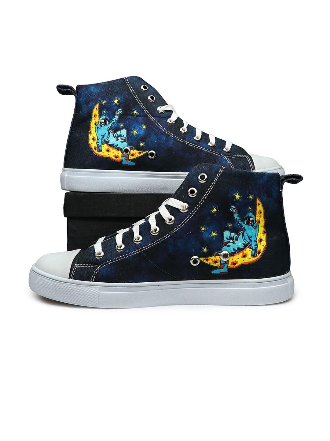 

KobSook Men Multicoloured Printed High-Top Canvas Sneakers, Navy blue