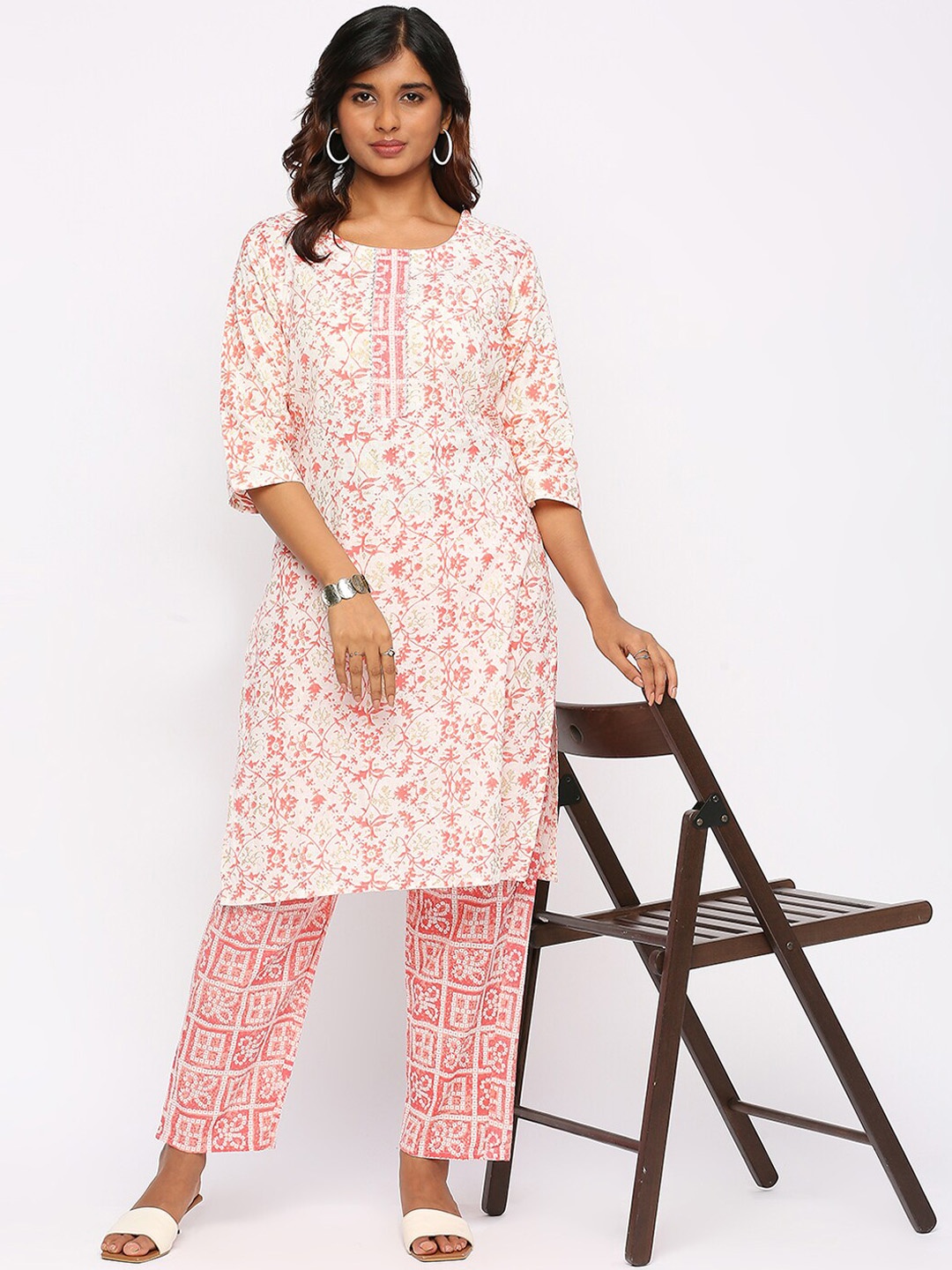 

ZRI Floral Printed Pure Cotton Straight Kurta With Trousers, White