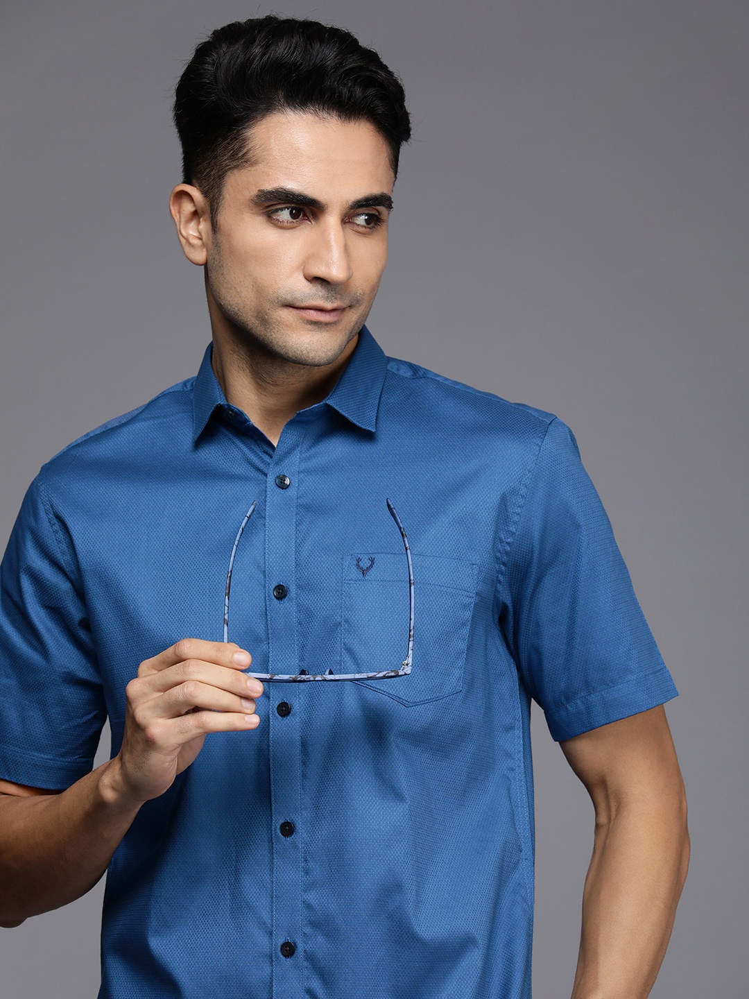 

Allen Solly Pure Cotton Textured Casual Classic Fit Shirt, Blue