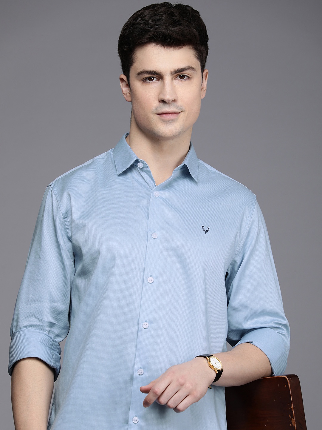 

Allen Solly Pure Cotton Textured Casual Classic Fit Shirt, Blue