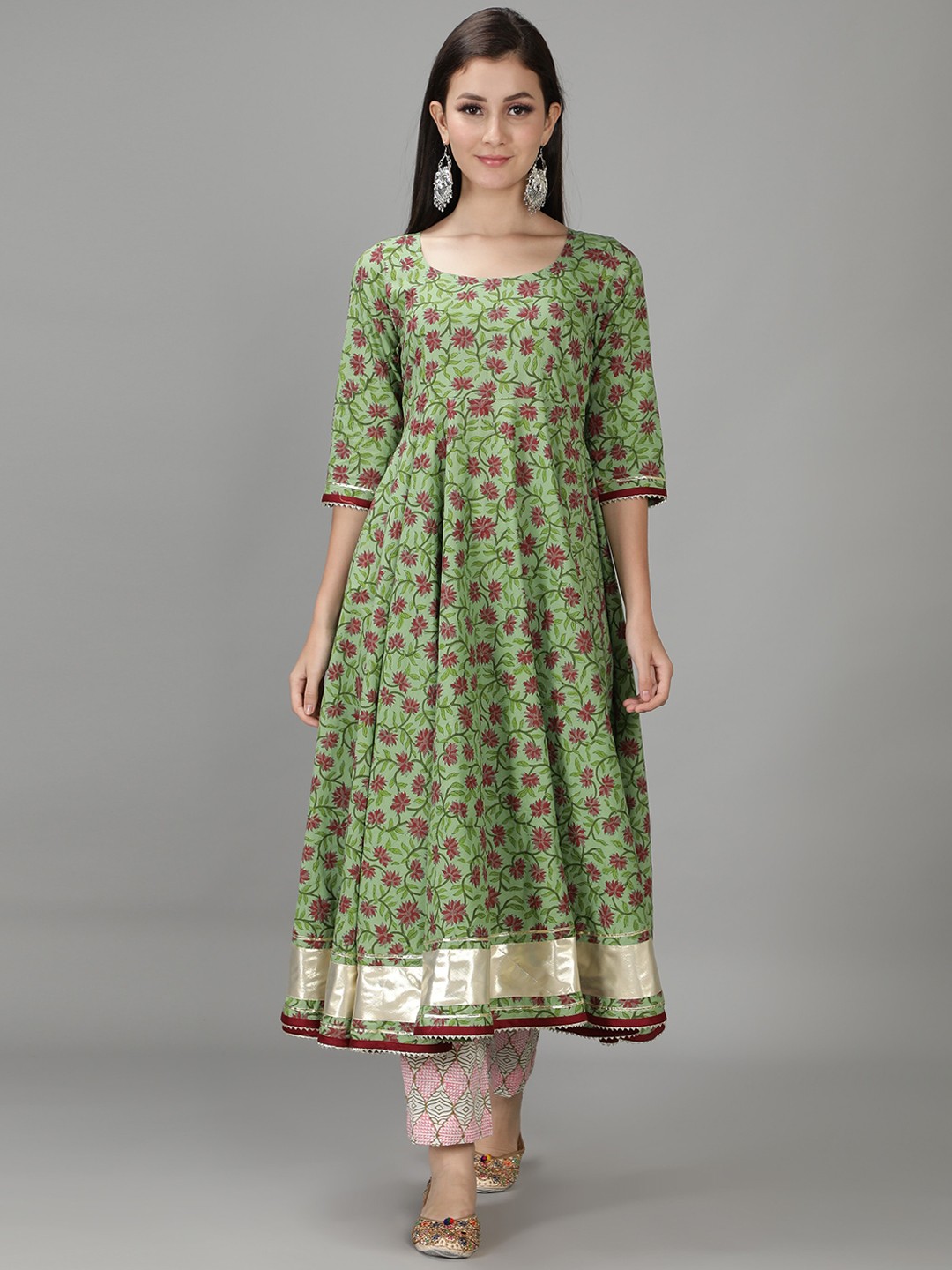

Sajke Floral Printed Pure Cotton Empire Anarkali Kurta with Trousers, Green