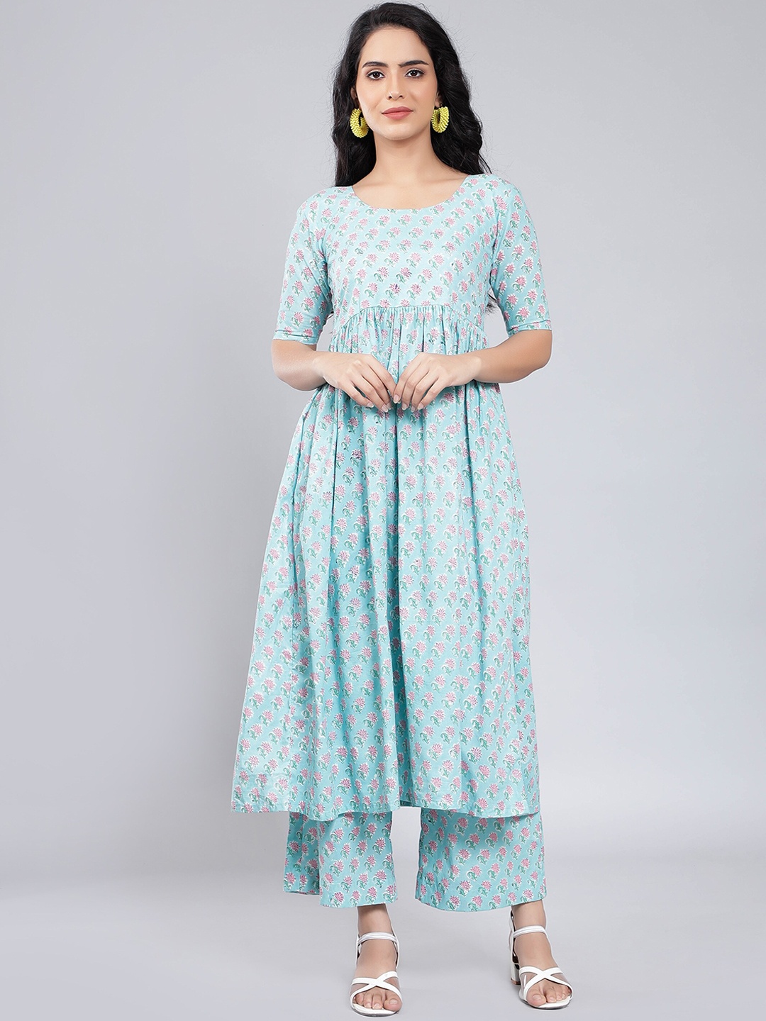 

Sajke Floral Printed Pure Cotton Empire Anarkali Kurta with Palazzos, Blue