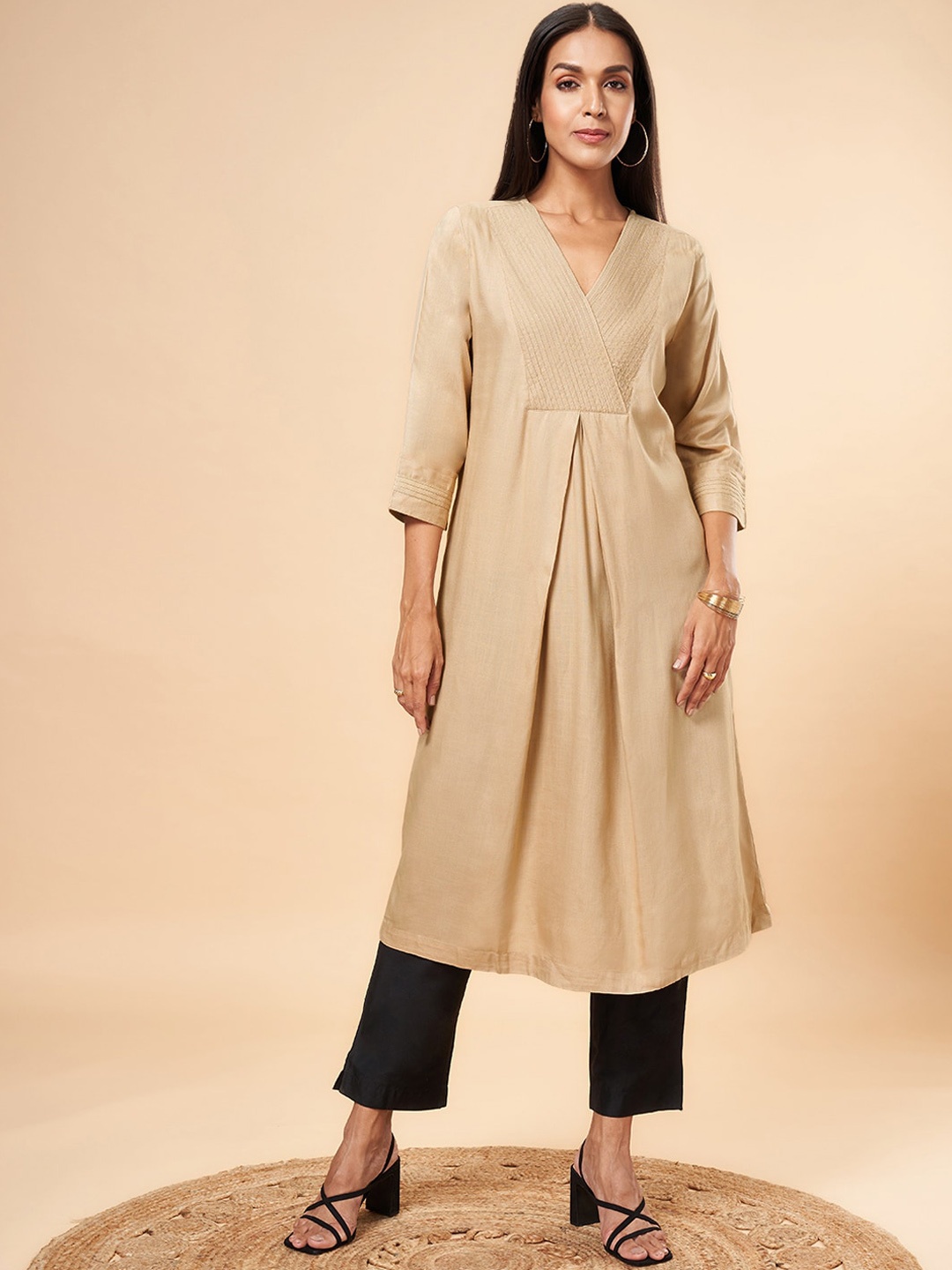 

Marigold Lane V-Neck A-Line Pleated Kurta, Beige