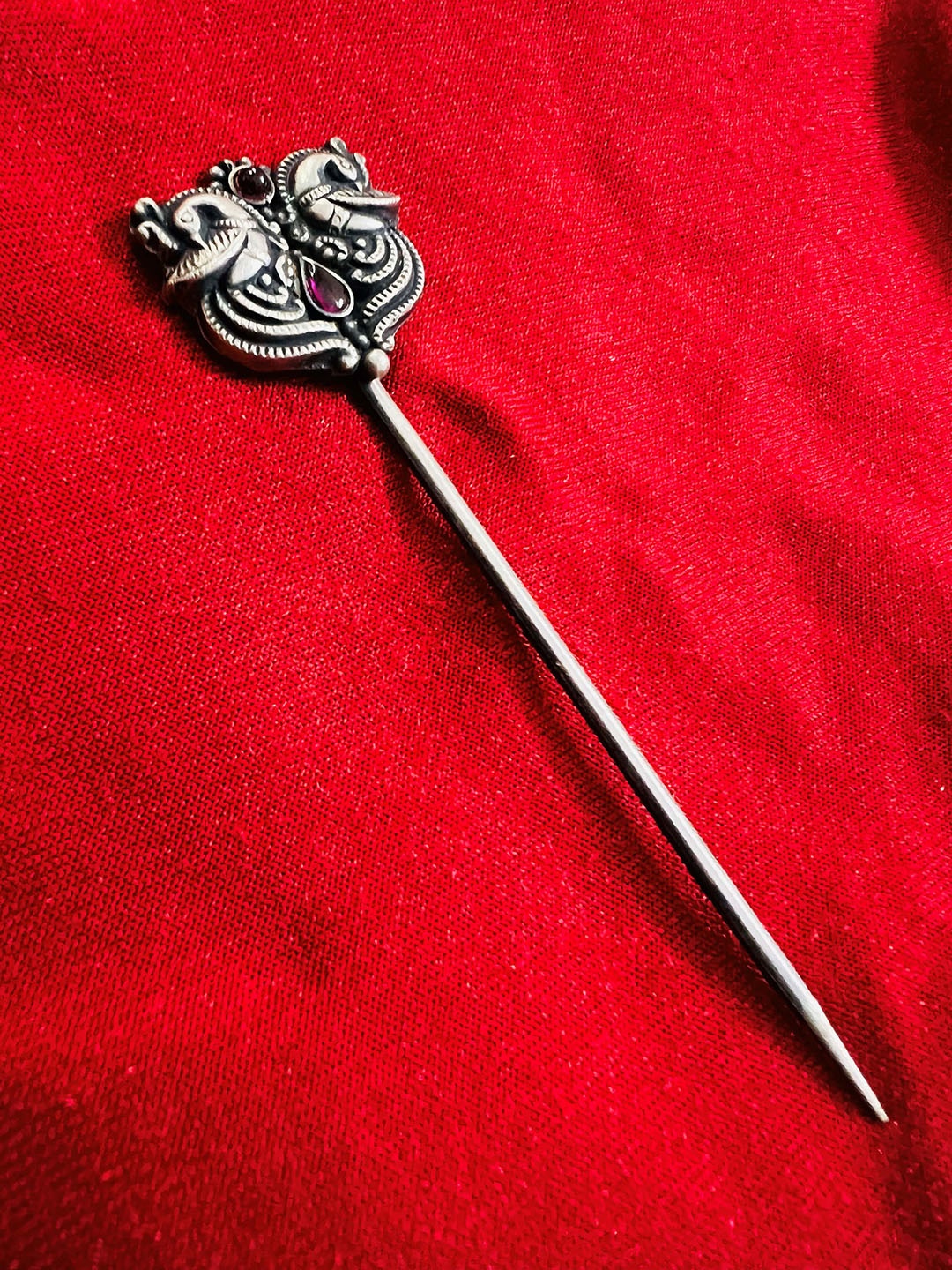 

Arte Jewels Oxidised Silver Hair Pin