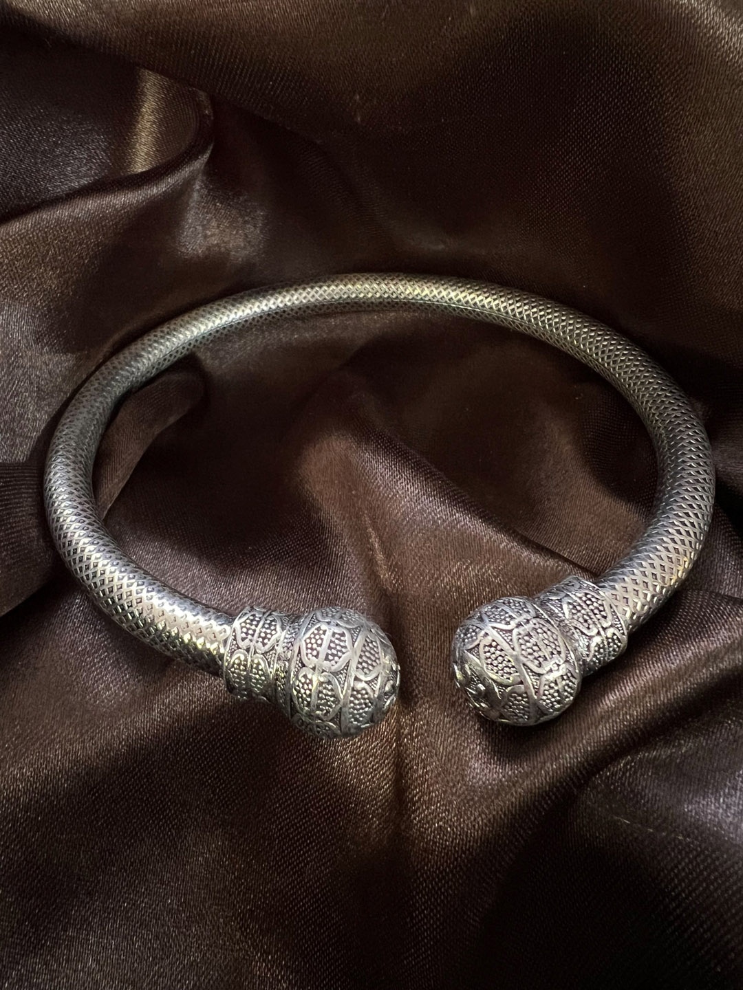 

Arte Jewels 925 Sterling Silver Tribal Single Ankle Kada