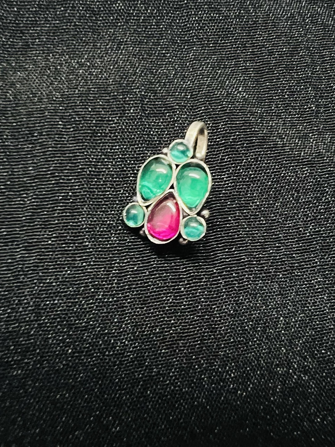 

Arte Jewels Sterling Silver Stone Studded Nosepin