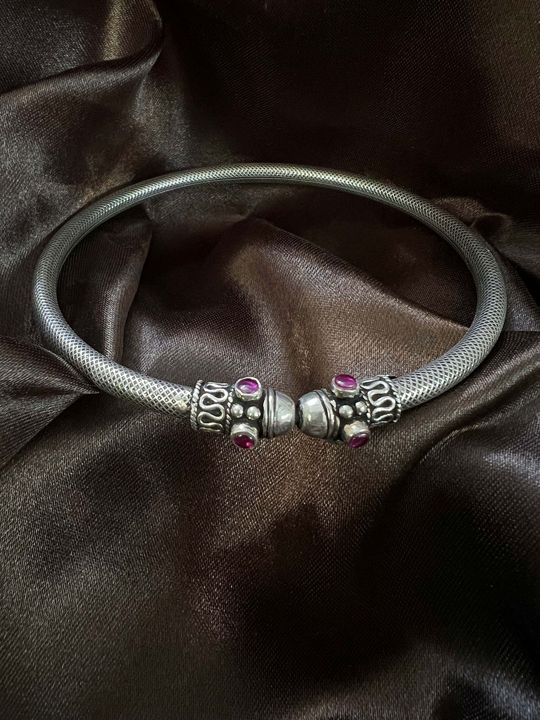 

Arte Jewels 925 Sterling Silver Tribal Single Ankle Kada