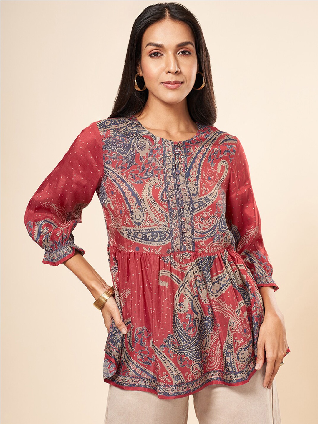 

Marigold Lane Paisley Ethnic Motifs Printed Cuffed Sleeves A-Line Top, Red