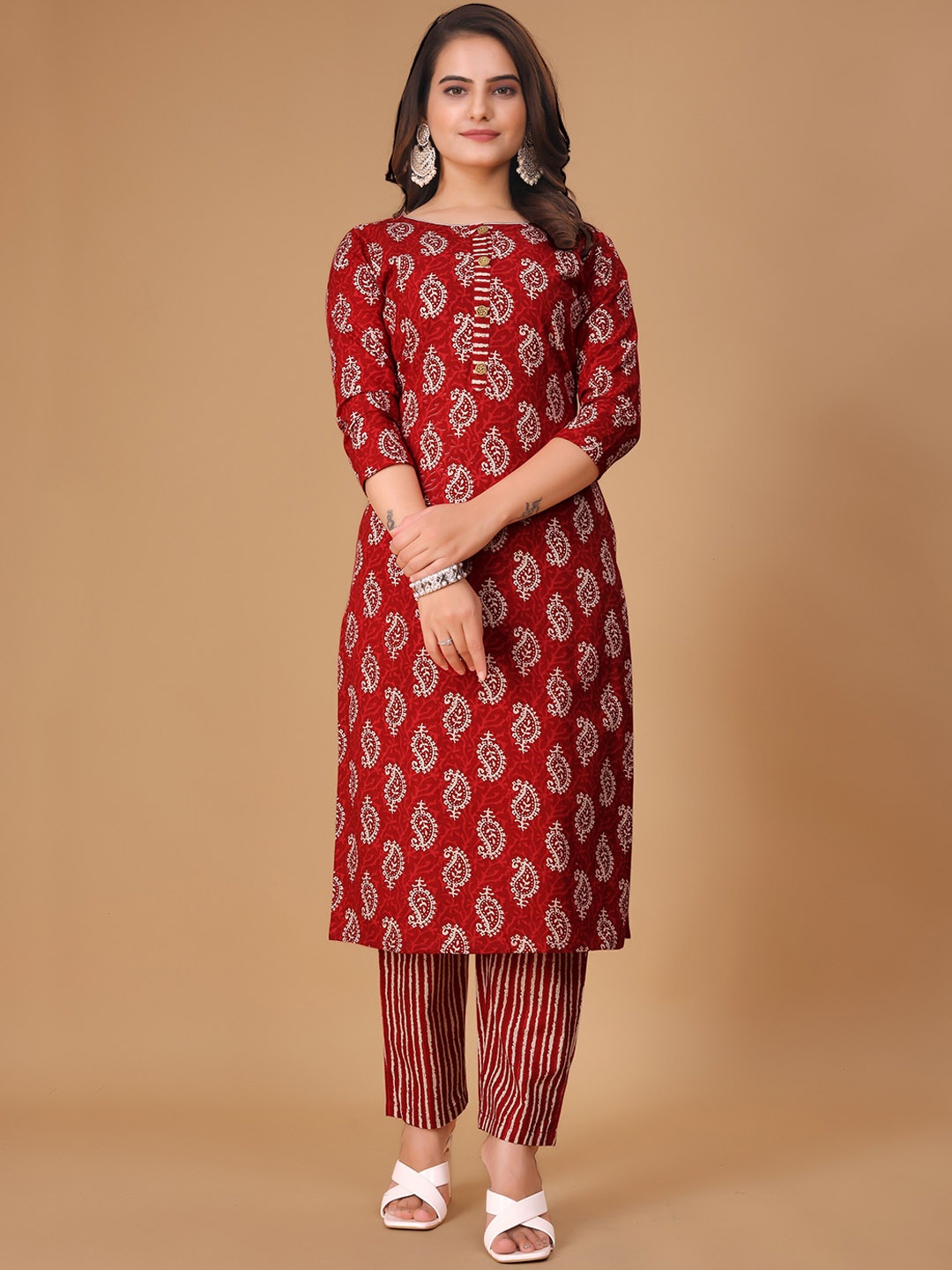 

KALINI Paisley Printed Regular Pure Cotton Kurta With Trousers, Red