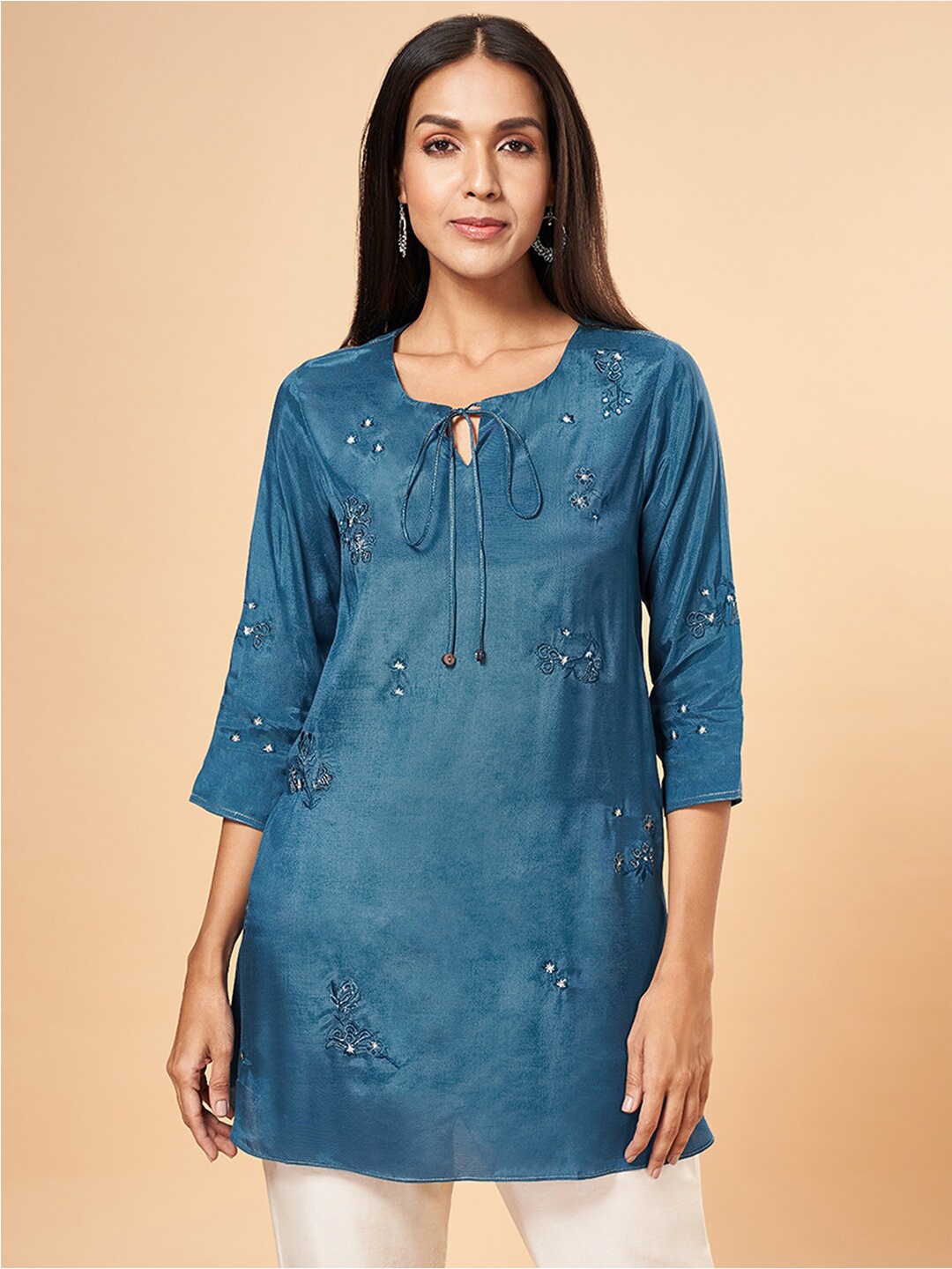 

Marigold Lane Floral Embroidered Tie-Up Neck Tunic, Teal