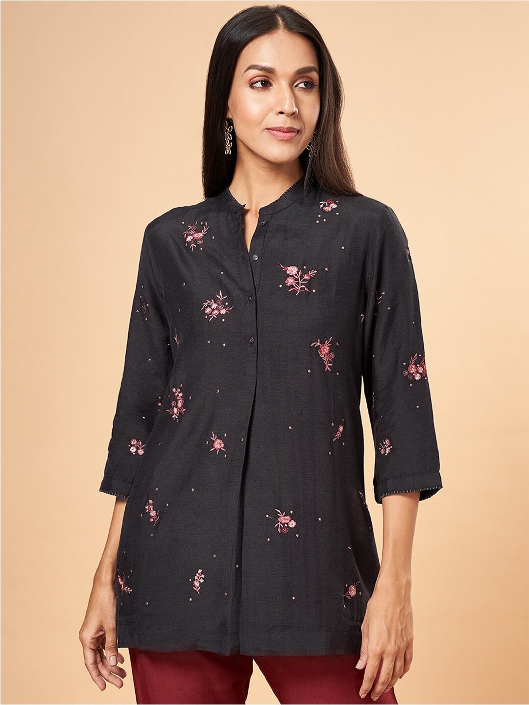 

Marigold Lane Floral Embroidered Mandarin Collar Tunic, Black