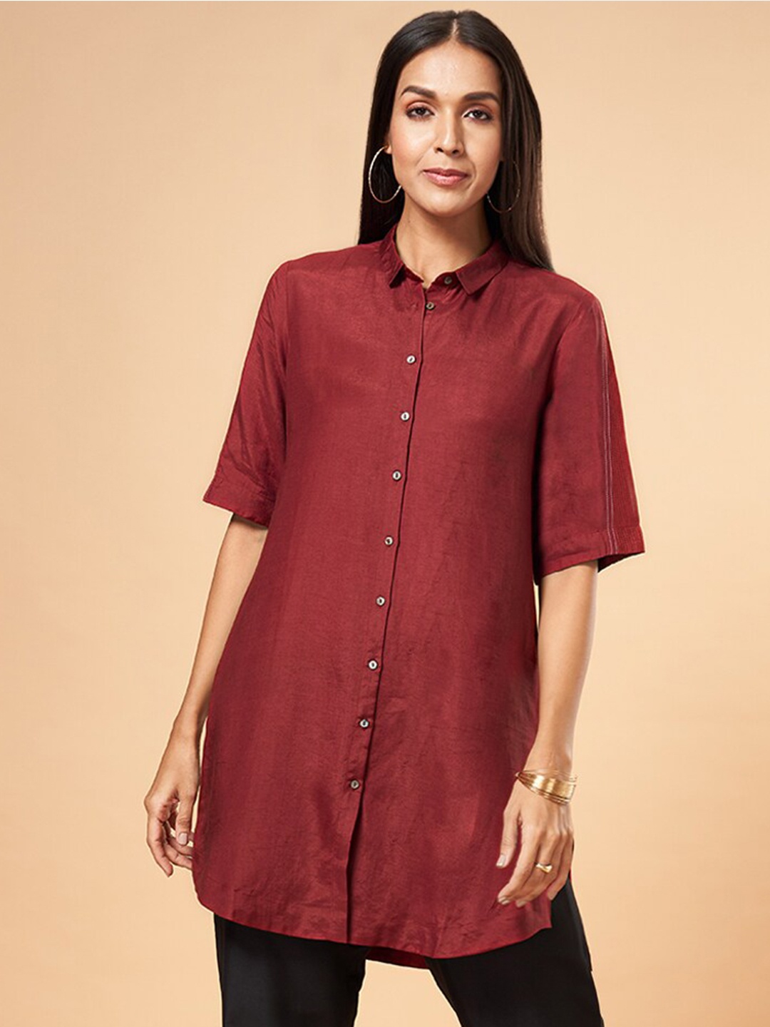 

Marigold Lane Shirt Collar Short Sleeves Tunic, Maroon