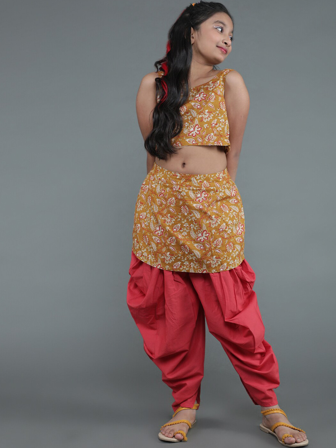 

Aks Kids Girls Floral Printed Pure Cotton Top With Dhoti Pant, Mustard