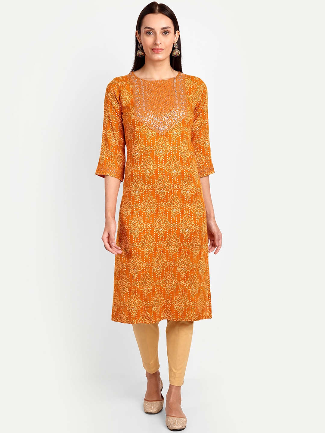 

KAVITA GUPTA Bandhani Printed Boat Neck Sequinned Straight Kurta, Mustard