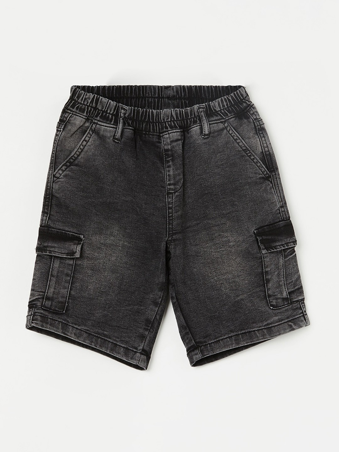 

Fame Forever by Lifestyle Boys Washed Mid-Rise Cargo Shorts, Grey