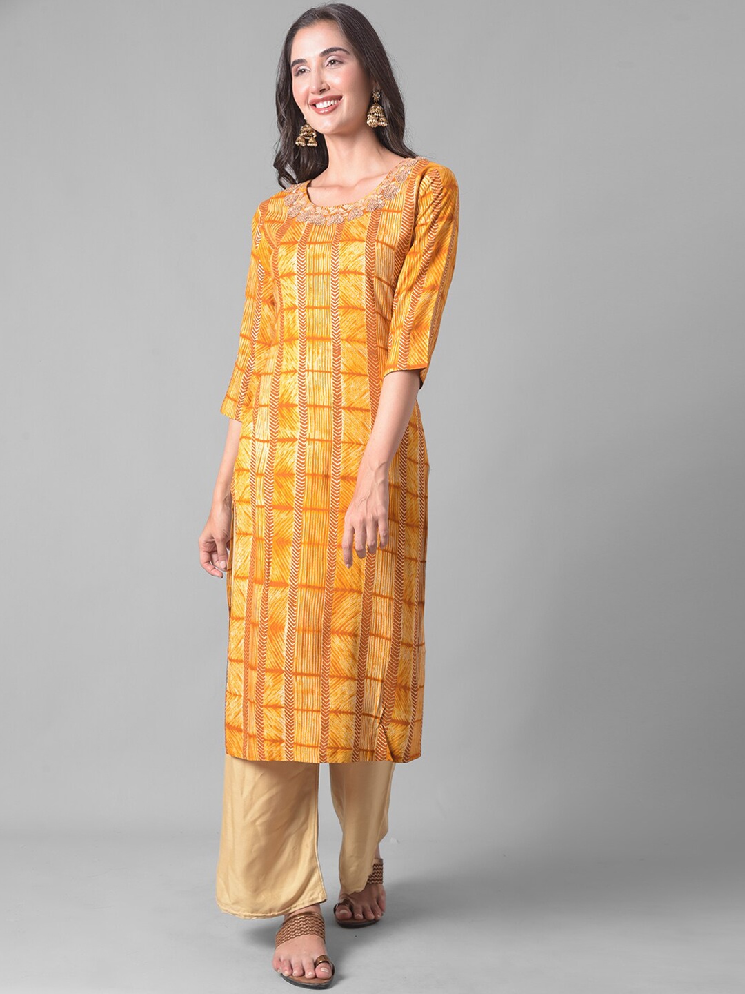 

Dollar Missy Geometric Printed Thread Work Straight Kurta, Yellow