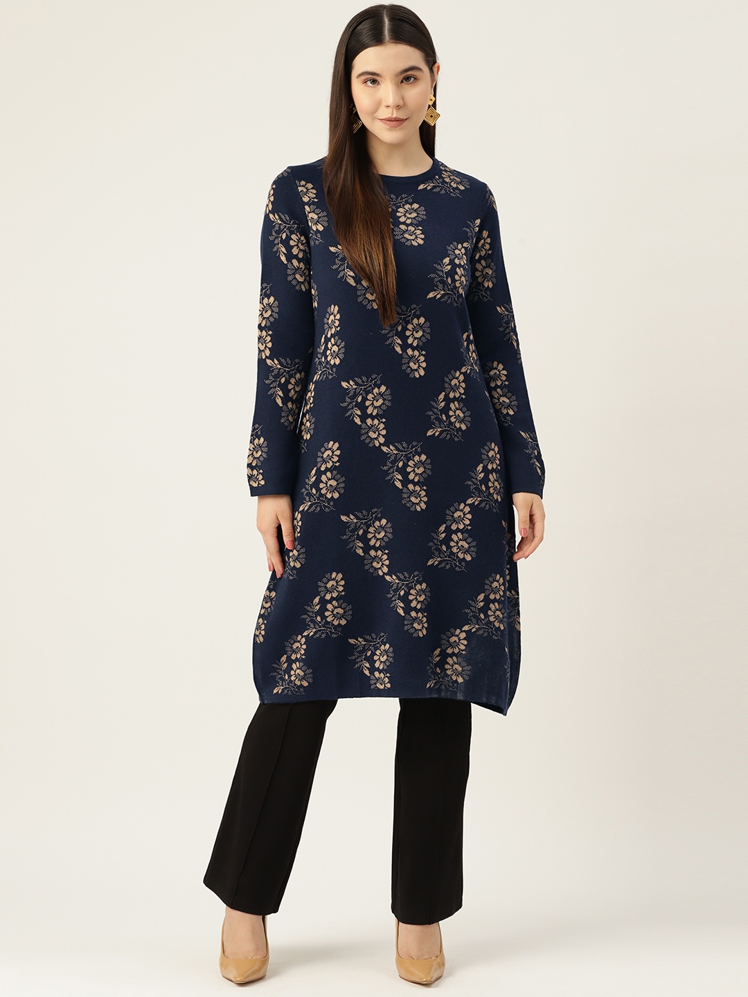 

American Eye Women Floral Winter Kurta, Navy blue