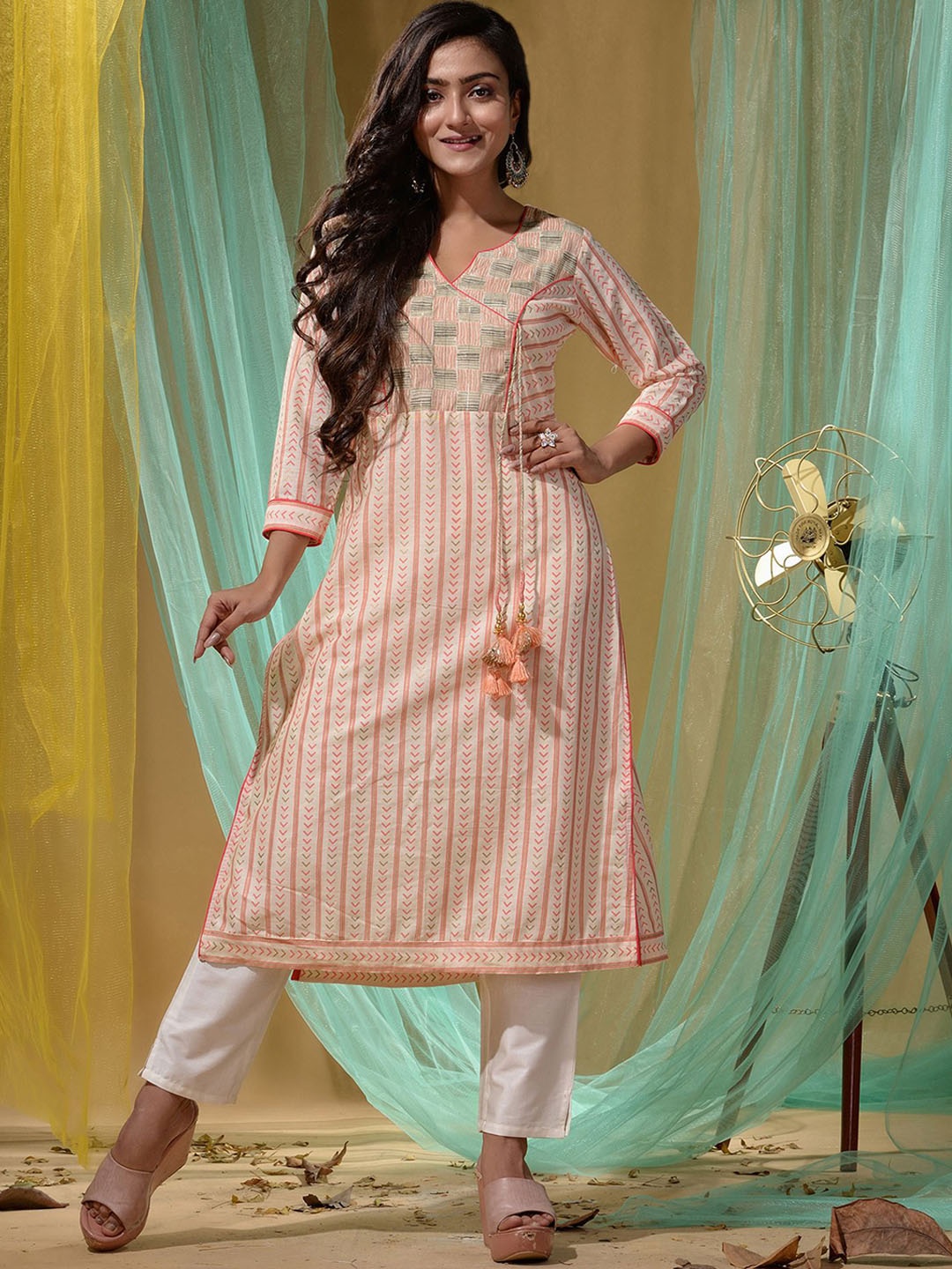 

Disli Striped Angrakha Pure Cotton Kurta With Trousers, Cream