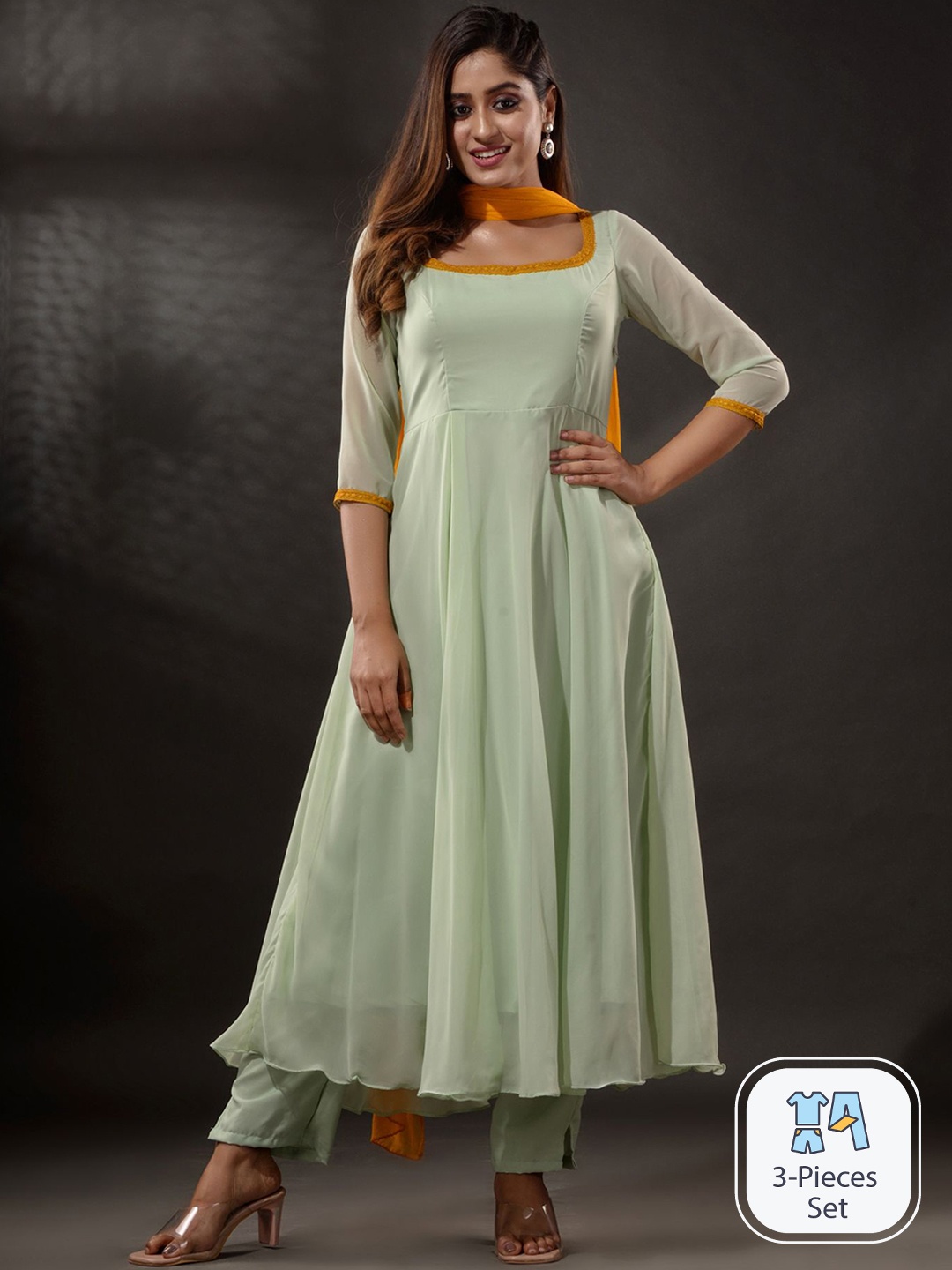 

Disli Empire Square Neck Kurta With Trousers & Dupatta, Green