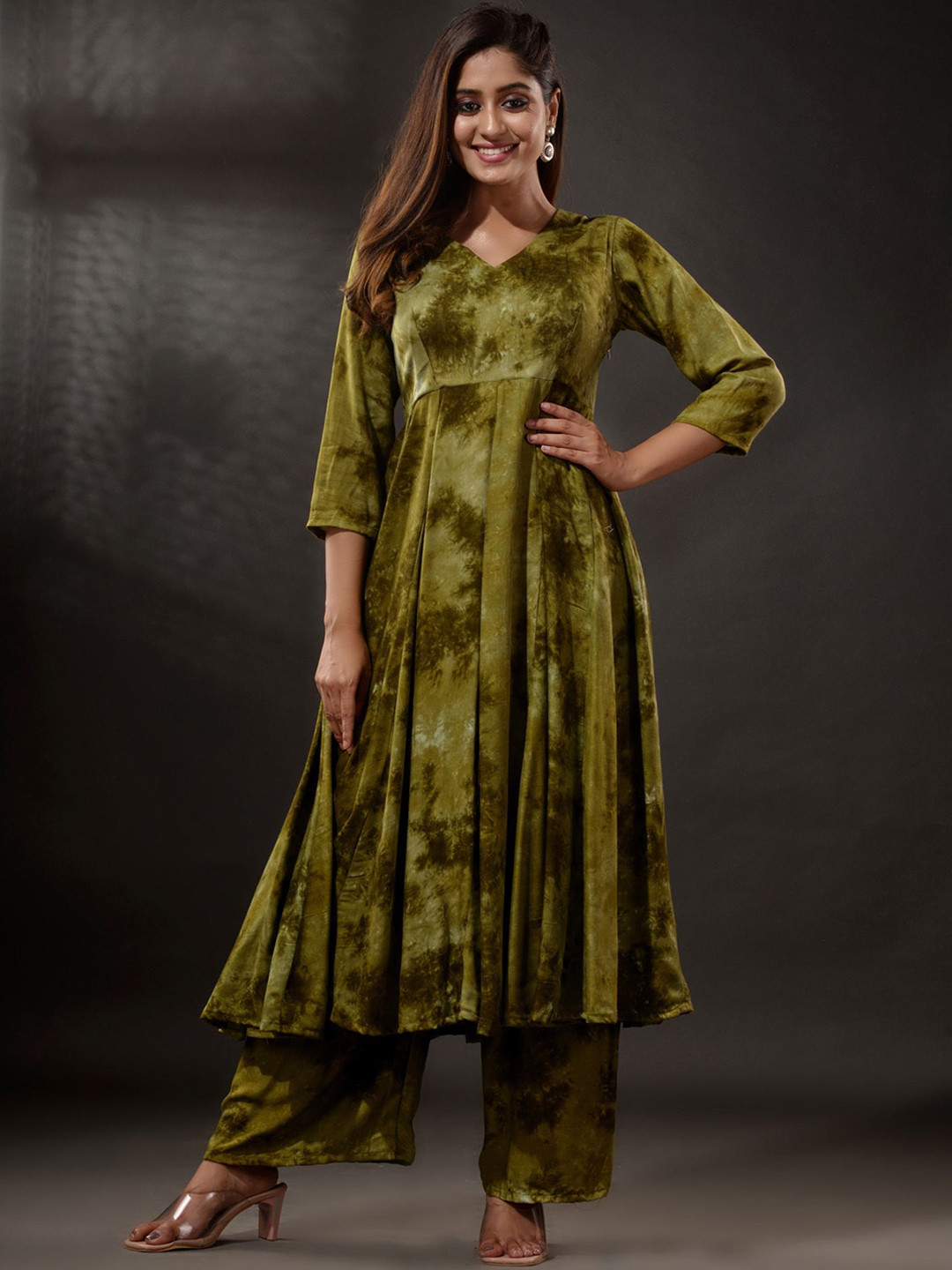 

Disli Tie & Dyed Pure Cotton Anarkali Kurta with Palazzos, Green