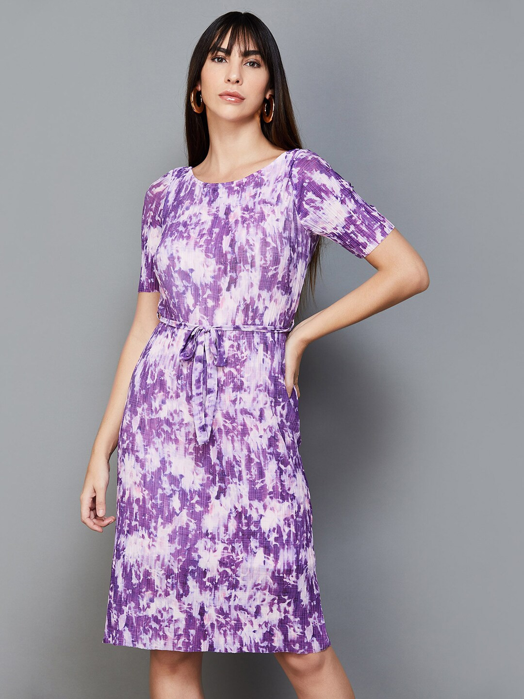 

CODE by Lifestyle Abstract Printed Round Neck Sheath Dress With Belt, Purple