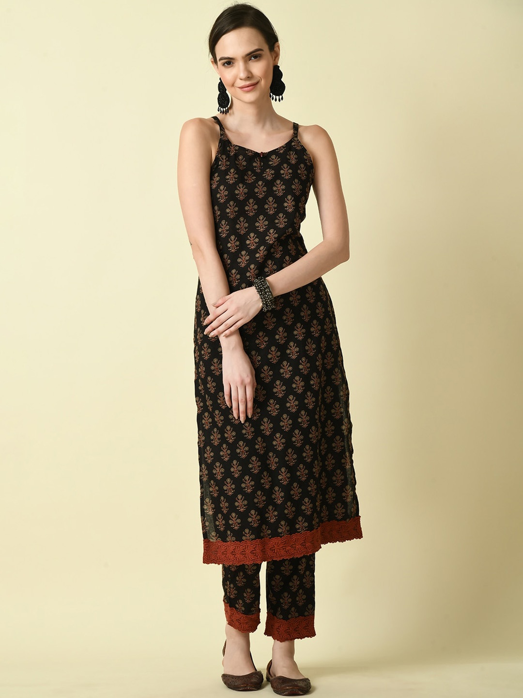 

KALINI Floral Printed Regular Pure Cotton Kurta with Trousers, Black