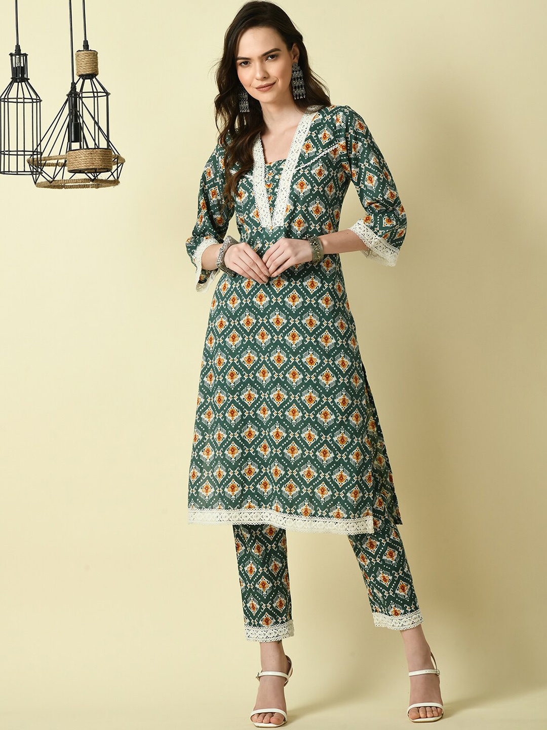 

KALINI Ethnic Motifs Printed Regular Pure Cotton Kurta With Trousers, Green