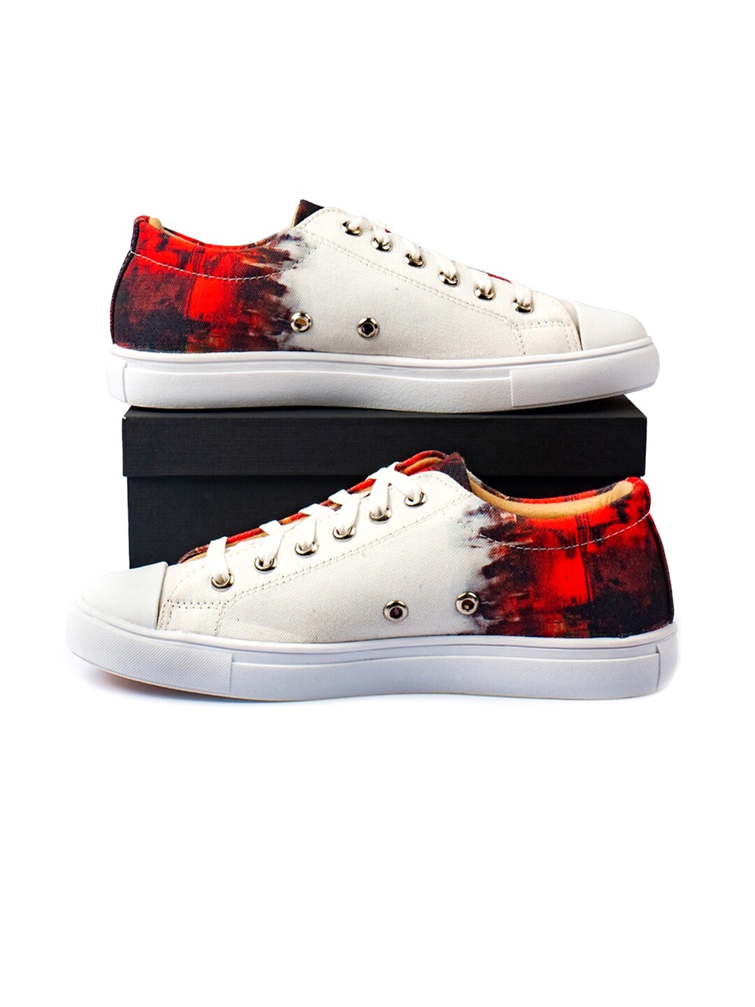 

KobSook Men Printed Canvas Lace-Up Sneakers, White