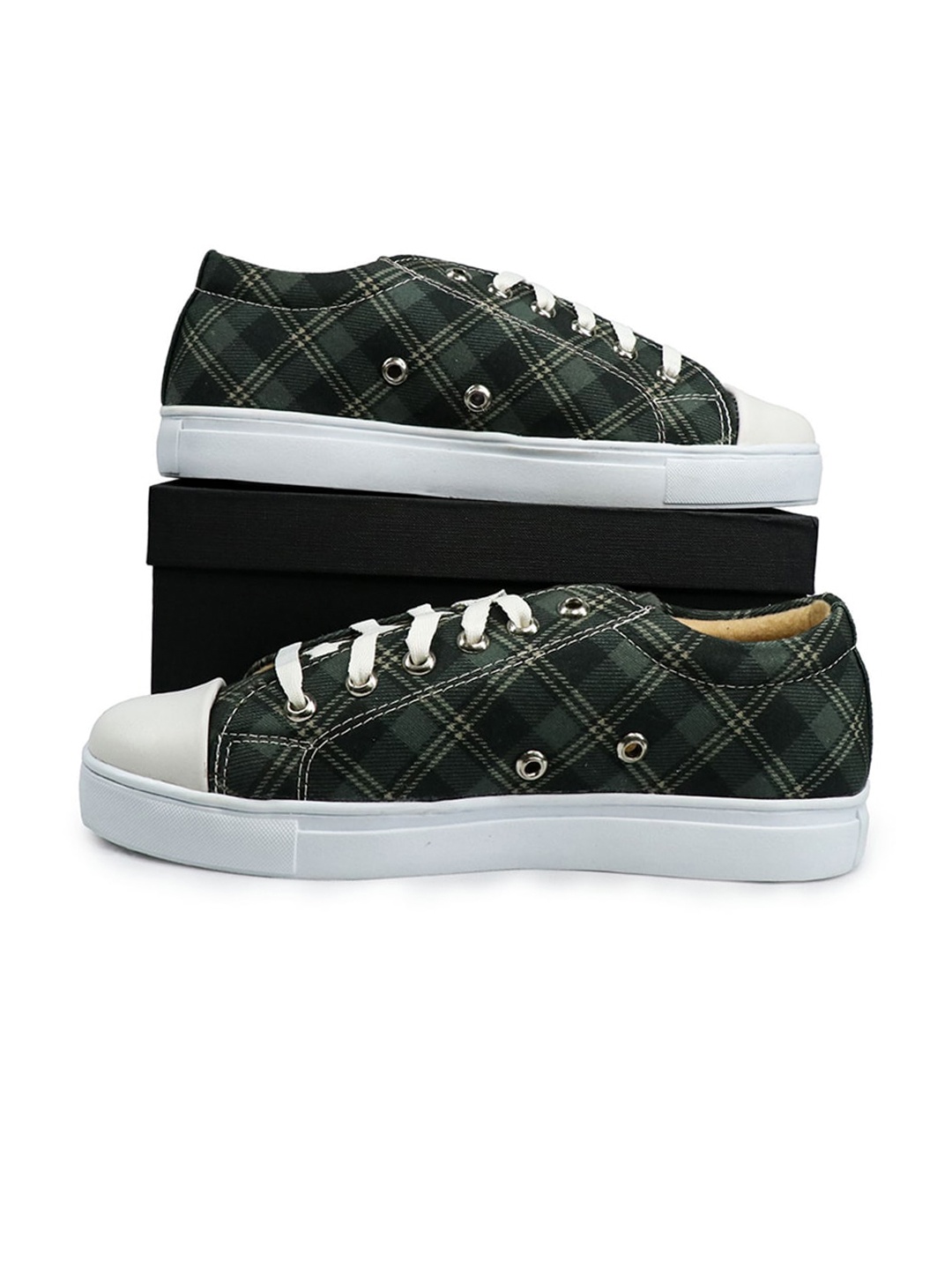 

KobSook Men Checked Lace-Up Sneakers, Black