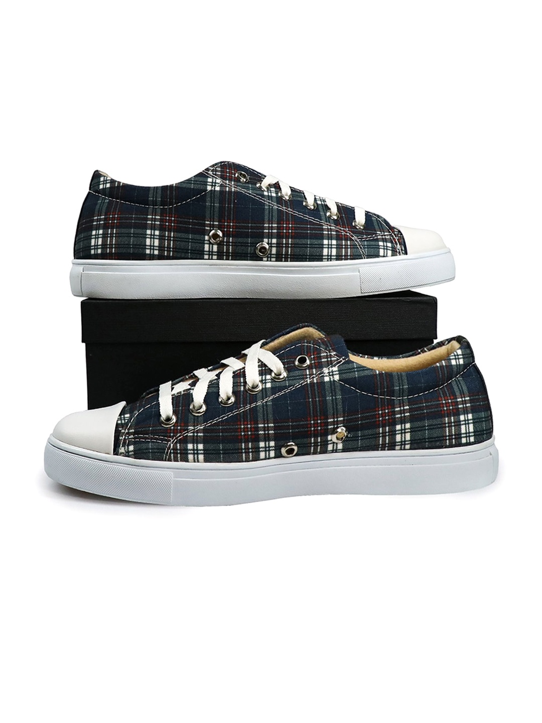 

KobSook Men Printed Canvas Sneakers, Navy blue