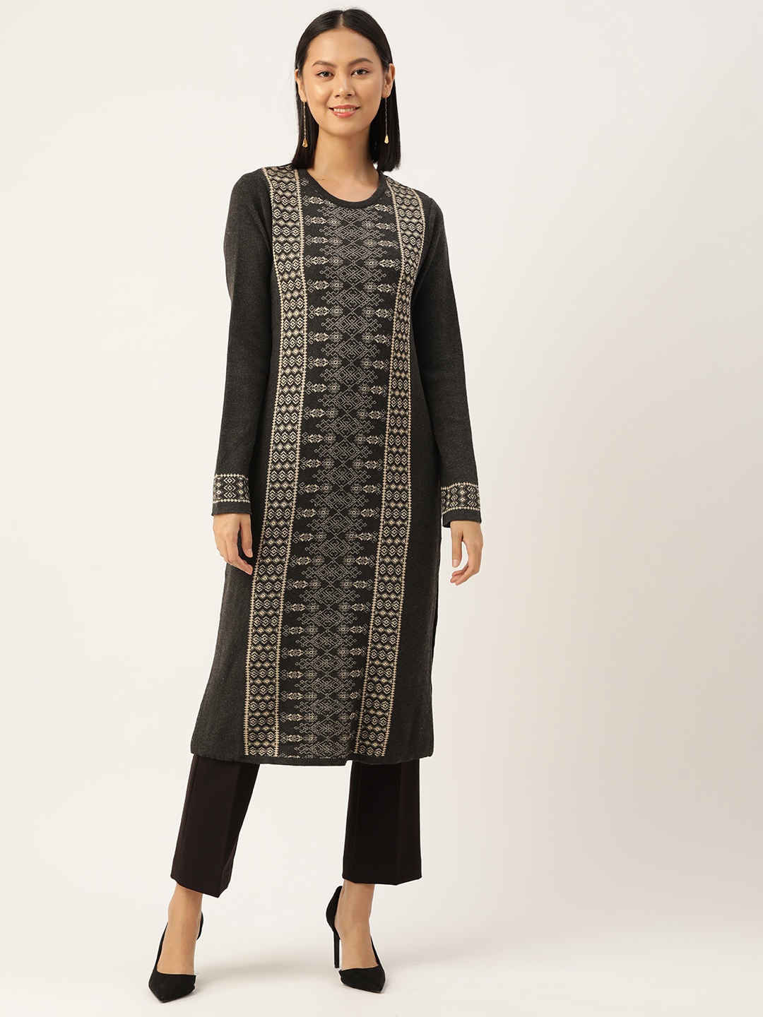 

American Eye Women Ethnic Motifs Winter Kurta, Black