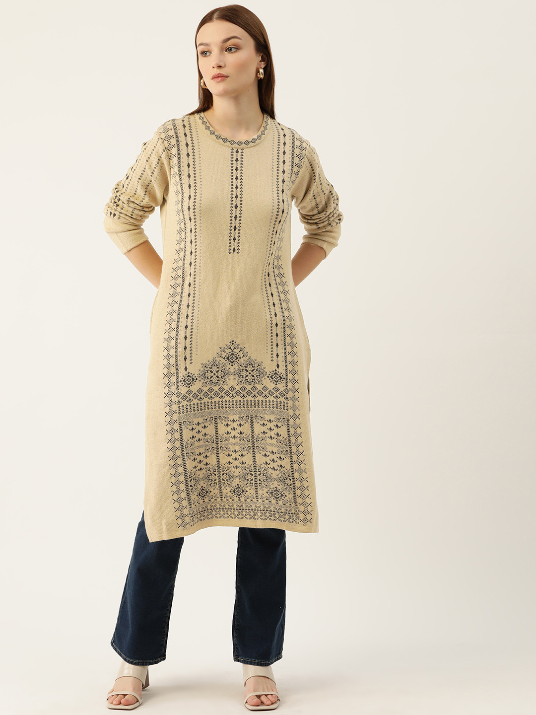 

American Eye Women Ethnic Motifs Winter Kurta, Beige