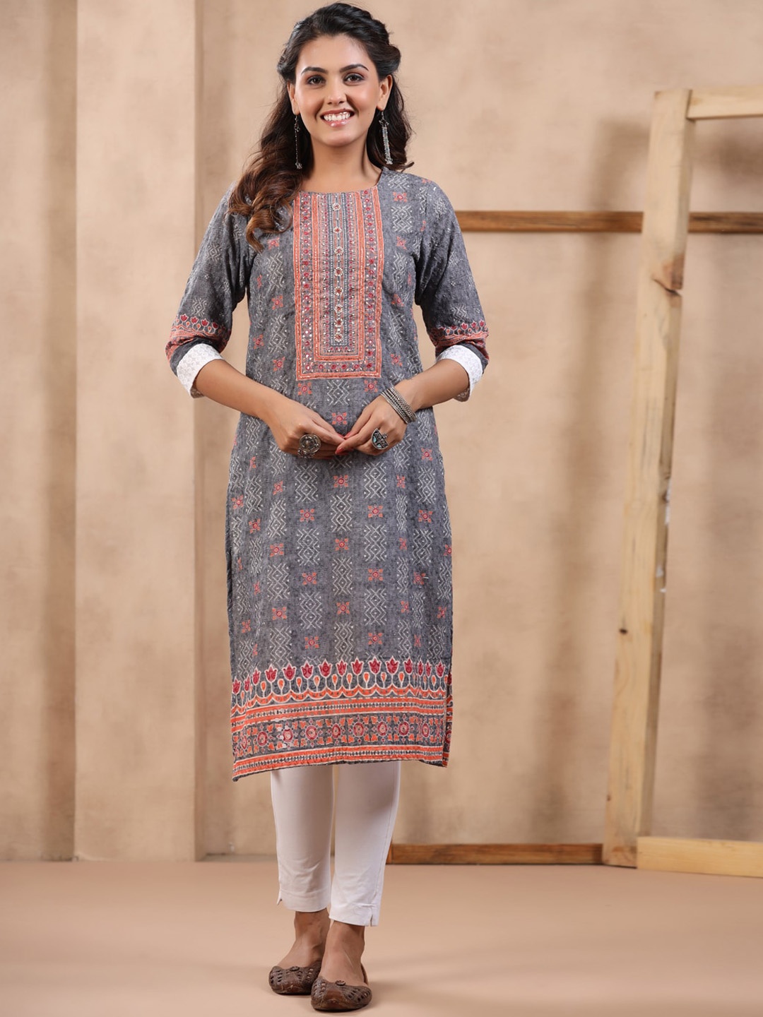 

Readiprint Fashions Ethnic Motifs Printed Thread Work Cotton Straight Kurta, Grey
