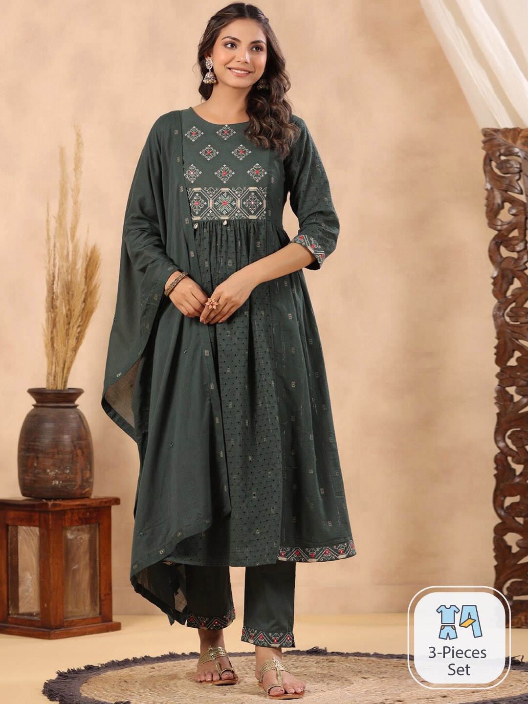 

Readiprint Fashions Ethnic Motifs Embroidered Pure Cotton Kurta with Trousers With Dupatta, Green