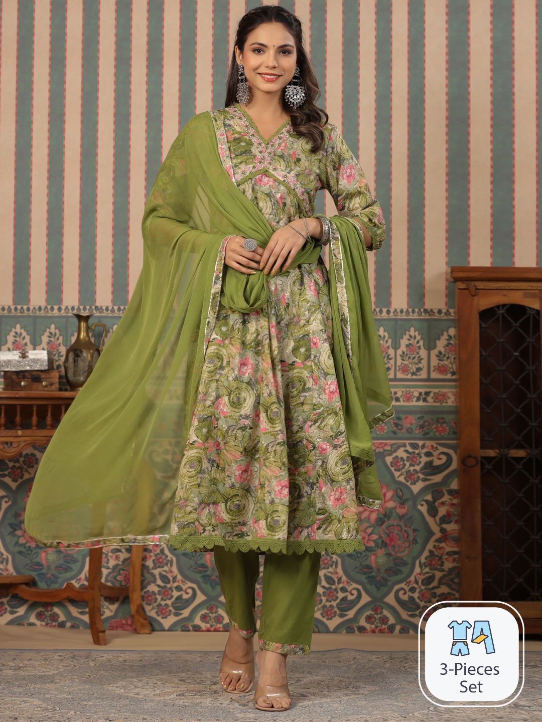 

Readiprint Fashions Floral Printed V-Neck Pure Cotton Kurta with Trousers & Dupatta, Green