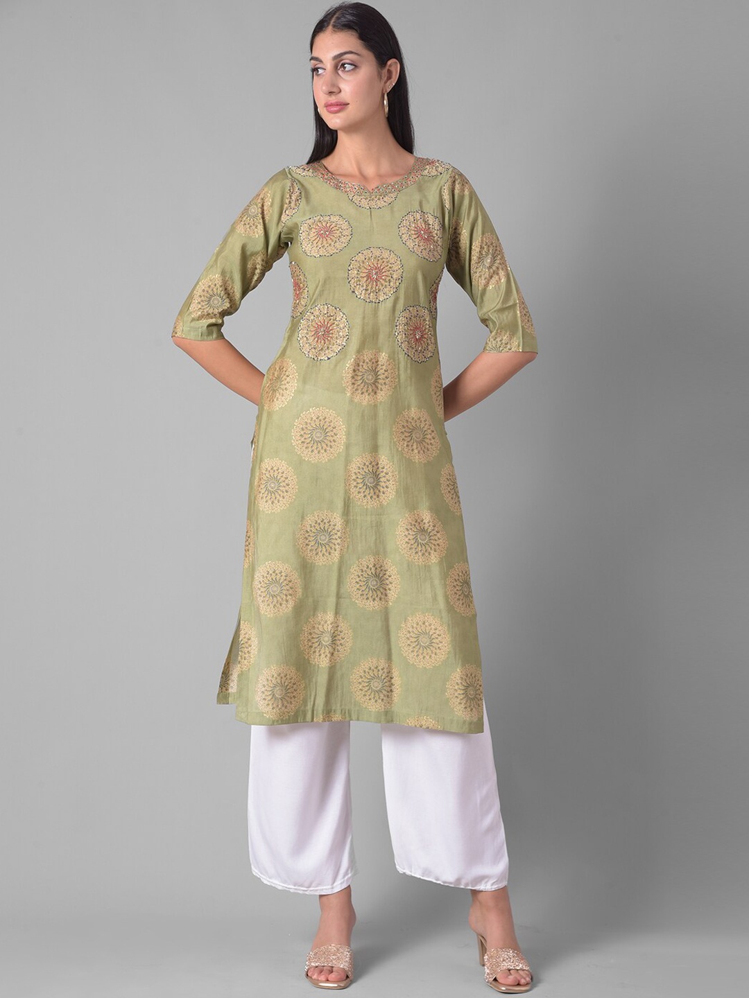 

Dollar Missy Floral Embroidered Thread Work Straight Kurta, Green