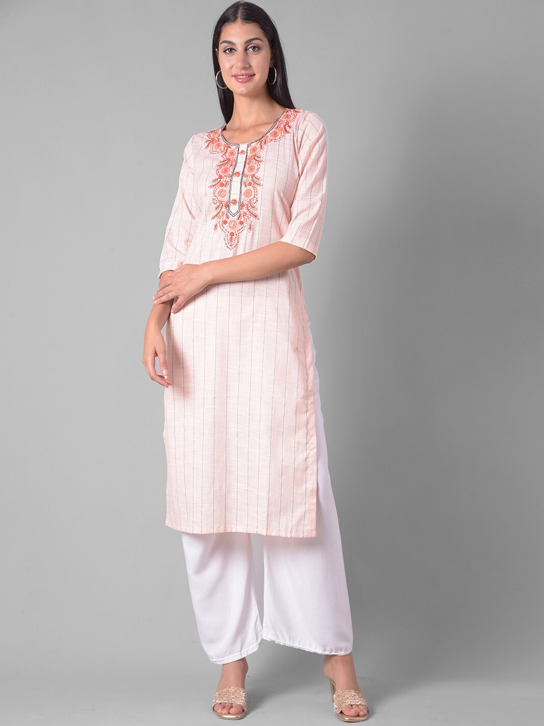 

Dollar Missy Floral Embroidered Round Neck Thread Work Regular Kurta, Peach