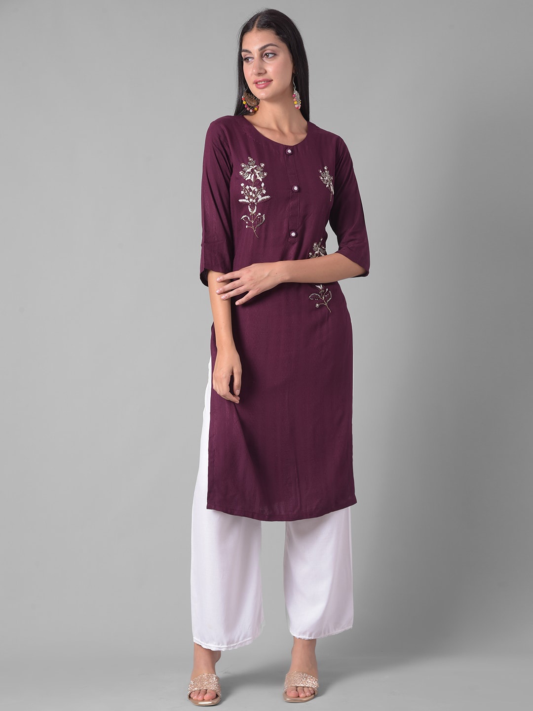 

Dollar Missy Floral Embroidered Round Neck Thread Work Regular Kurta, Brown