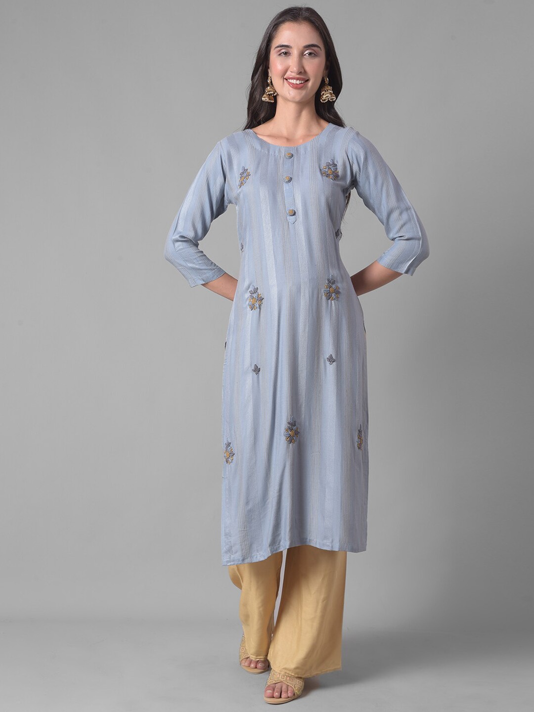 

Dollar Missy Floral Embroidered Thread Work Straight Kurta, Blue