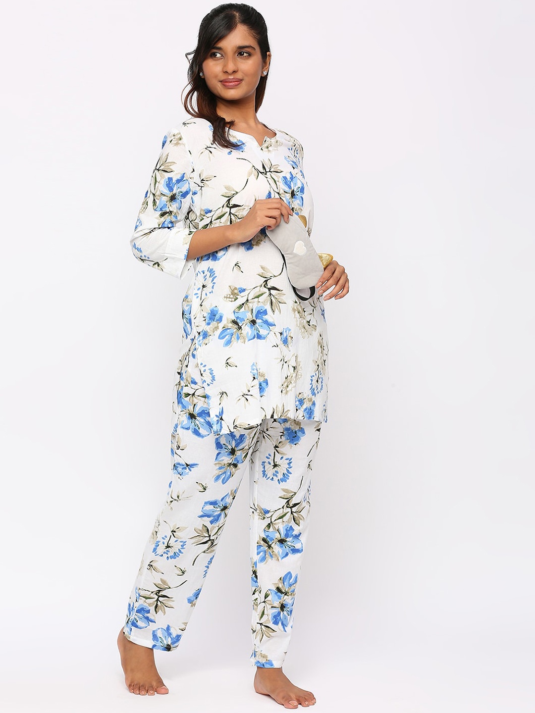 

ZRI Floral Printed Pure Cotton Night suit, White