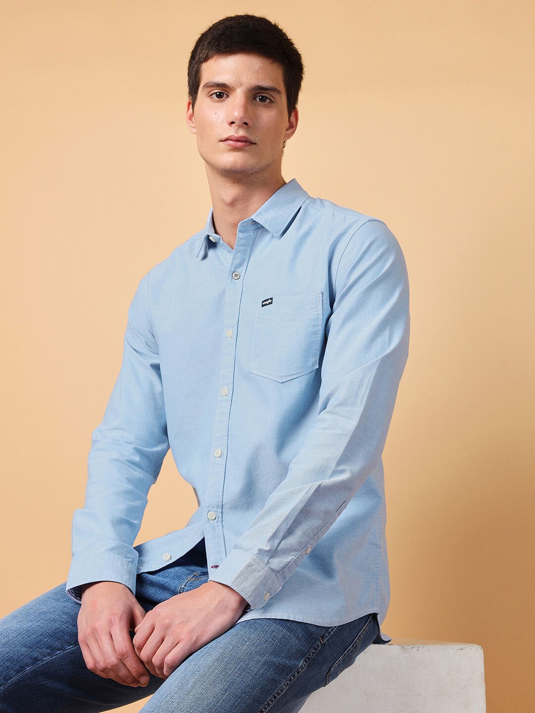 

Wrangler Classic Spread Collar Regular Fit Casual Shirt, Blue