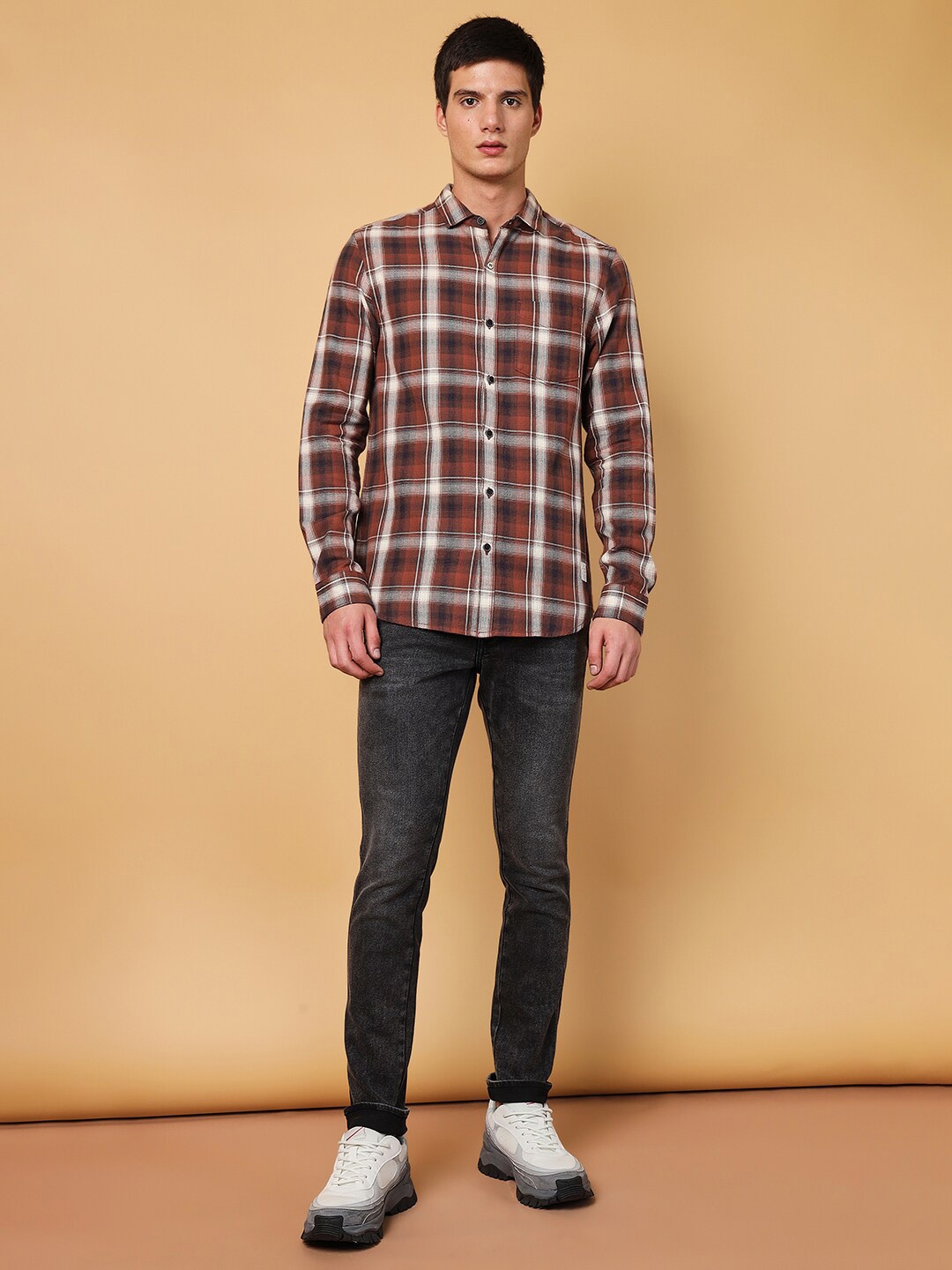 

Wrangler Classic Tartan Checked Spread Collar Regular Fit Cotton Casual Shirt, Brown