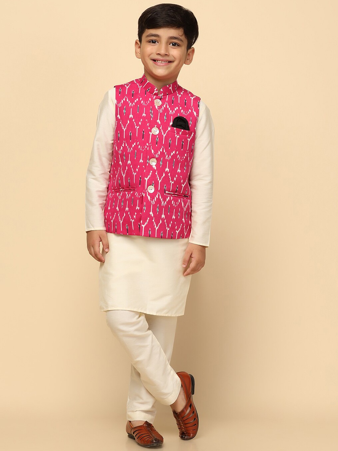 

KISAH Boys Mandarin Collar Kurta With Pyjamas & Nehru Jacket, White