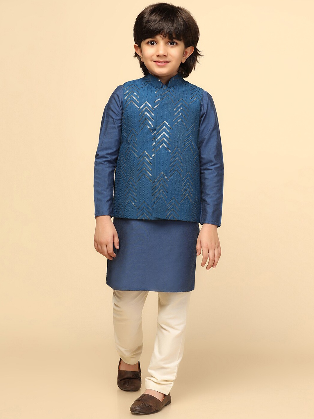 

KISAH Boys Mandarin Collar Kurta With Pyjamas & Nehru Jacket, Blue