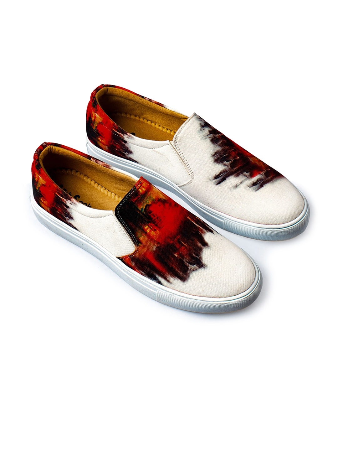 

KobSook Men Printed Canvas Slip-On Sneakers, Off white