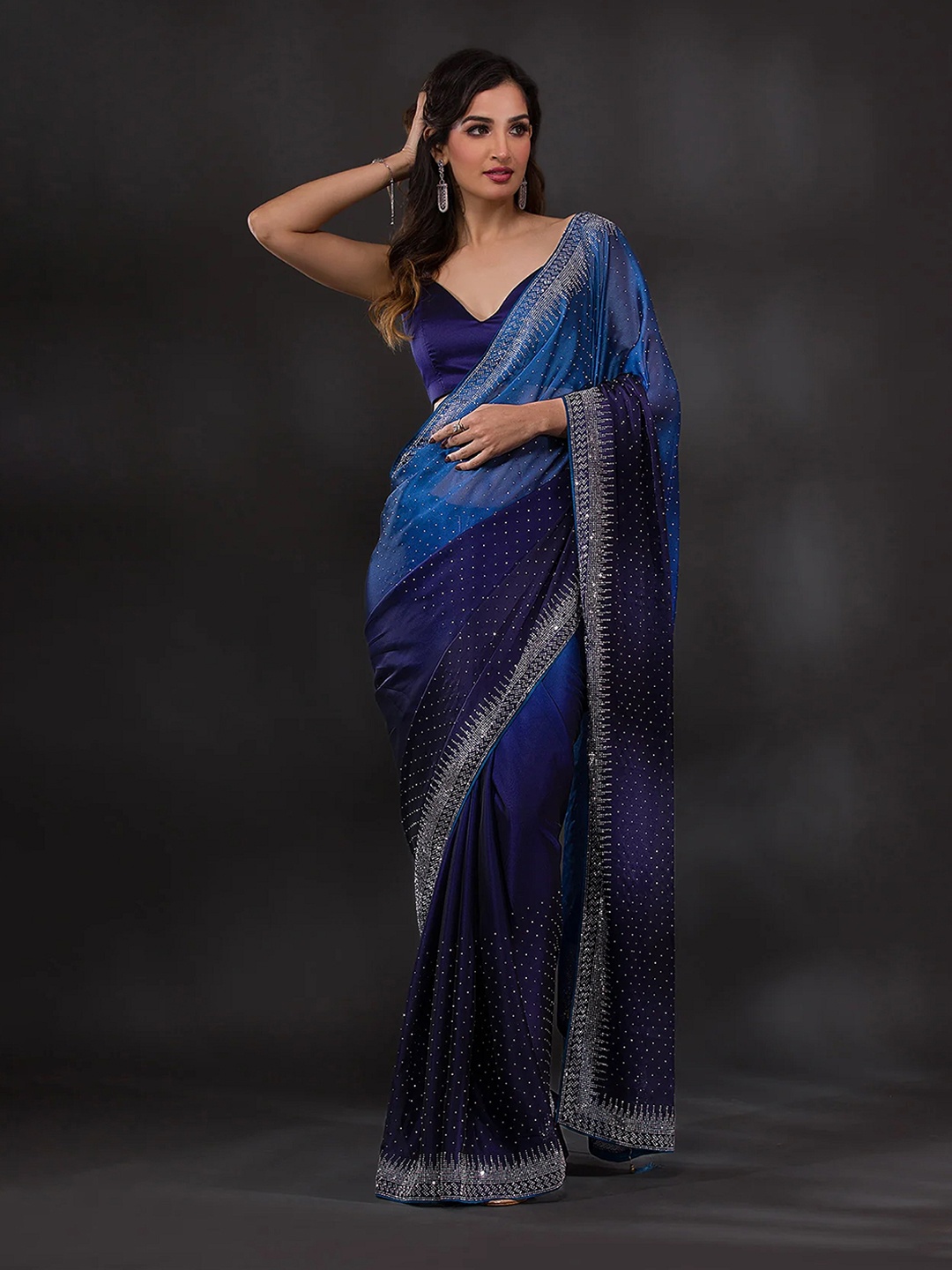 

Trendmalls Embellished Sequinned Pure Silk Saree, Blue