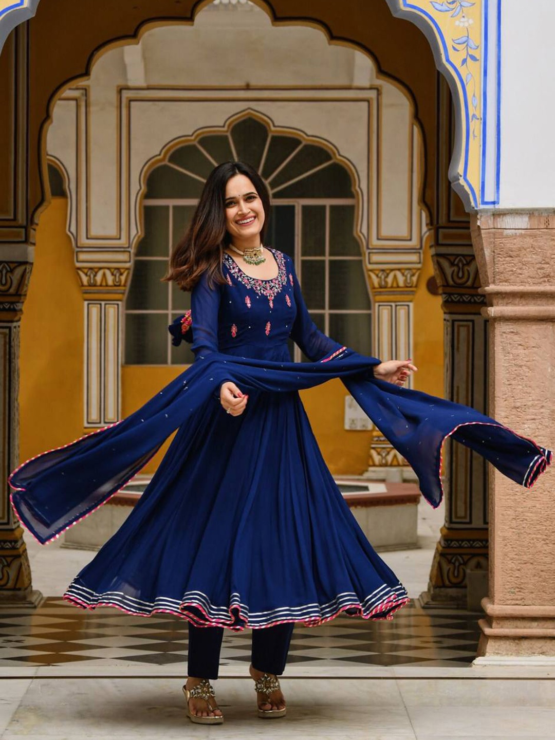 

BLACK SCISSOR Floral Embroidered Round Neck Anarkali Kurta With Trousers & Dupatta, Navy blue