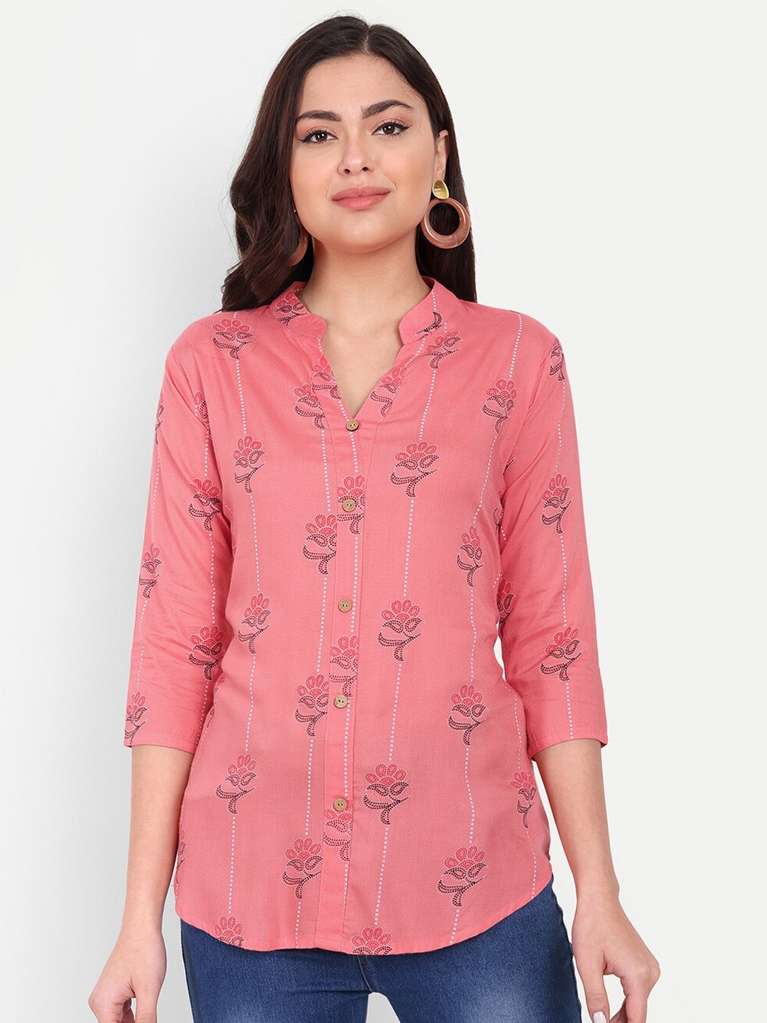 

HANUMNTRA Ethnic Motifs Printed Mandarin Collar Longline Top, Pink