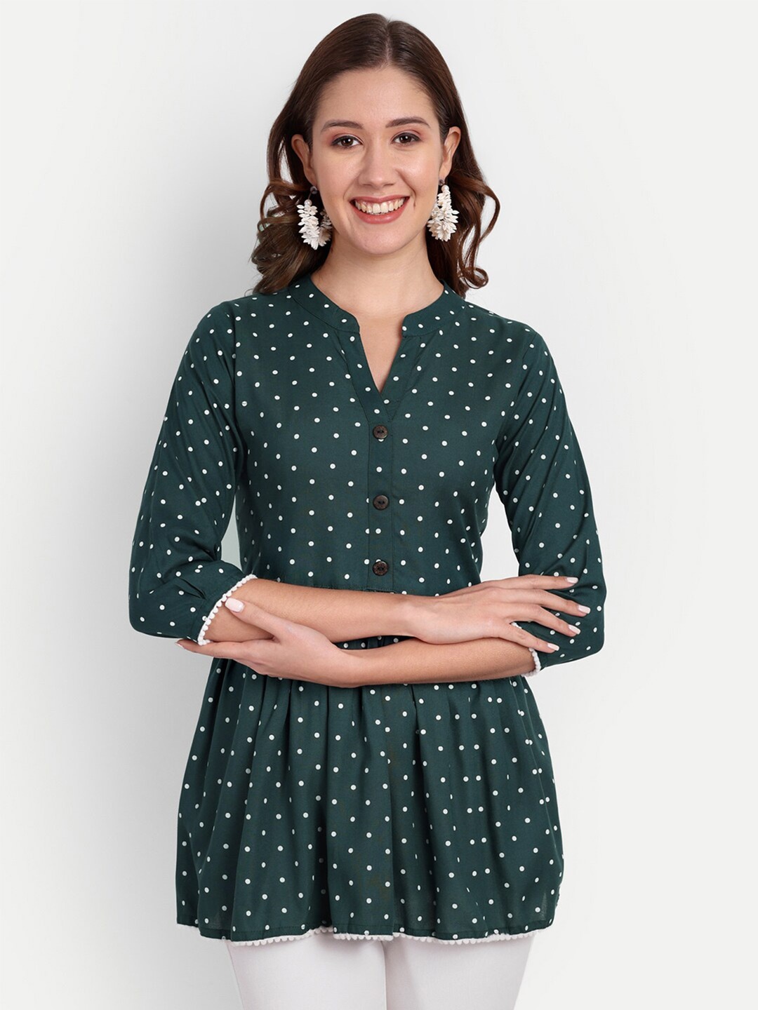 

HANUMNTRA Polka Dots Printed Mandarin Collar Peplum Top, Green